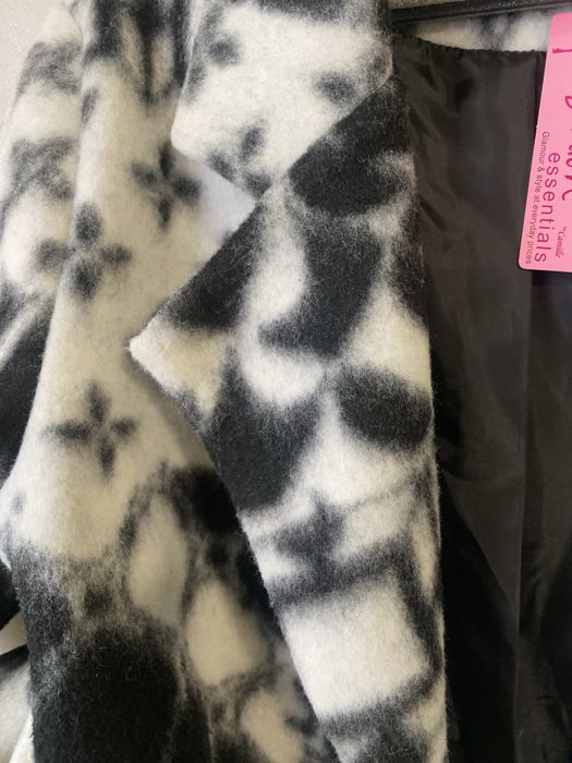 Дамско късо палто тип сако