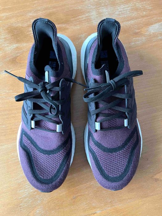 ADIDAS Ultraboost 22