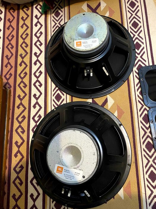 Vind Boxe JBL JRX 100