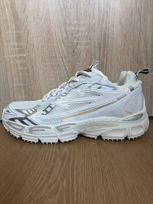 Off-white be right back