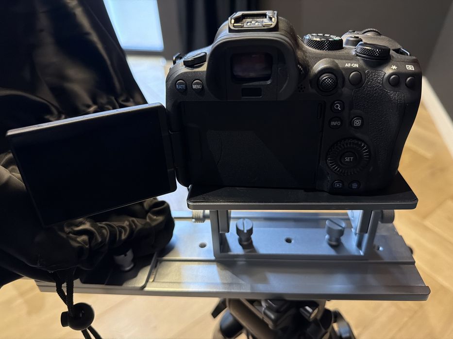 Canon EOS R6 + RF 35mm + teleprompter FEELWORLD + setup complet
