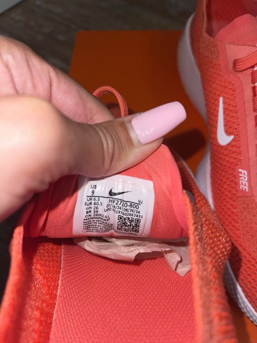 Маратонки Nike Free 2025