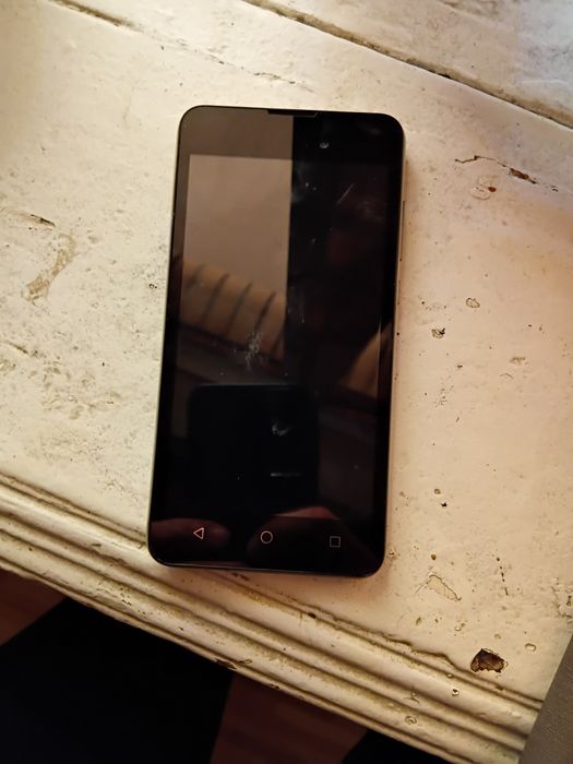 Wiko telefon sotiladi