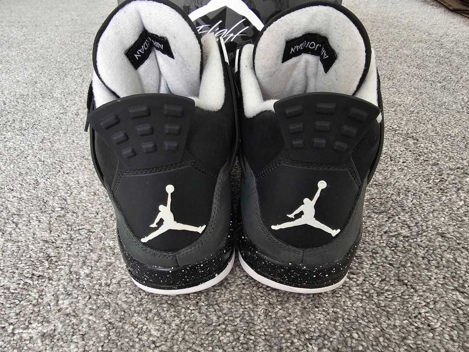 Sneakers Jordan4 Retro Fear cu eticheta (nu Nike, Gucci, Adidas, Balenciaga)