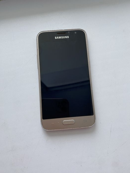 Продам самсунг J1