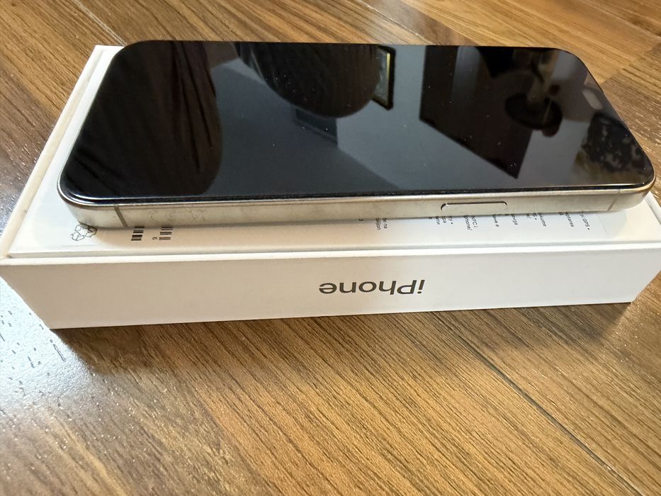 iPhone 15 Pro Max Natural Titanic
