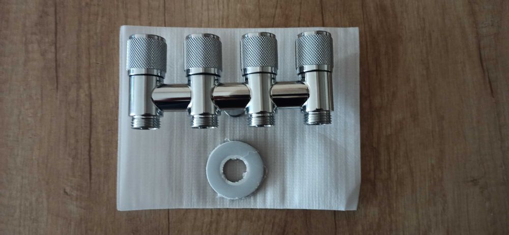 Спирателни кранове четворен,троен и двойни - ХРОМ,ЧРЕН и СИВ