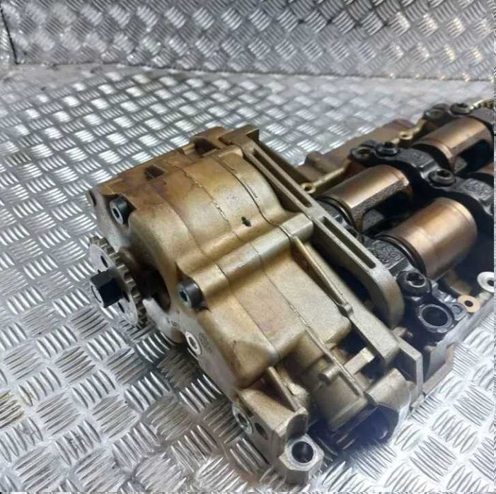 Pompa ulei pentru BMW benzina cod motor N43B20/ Pompa ulei N43b16 bmw