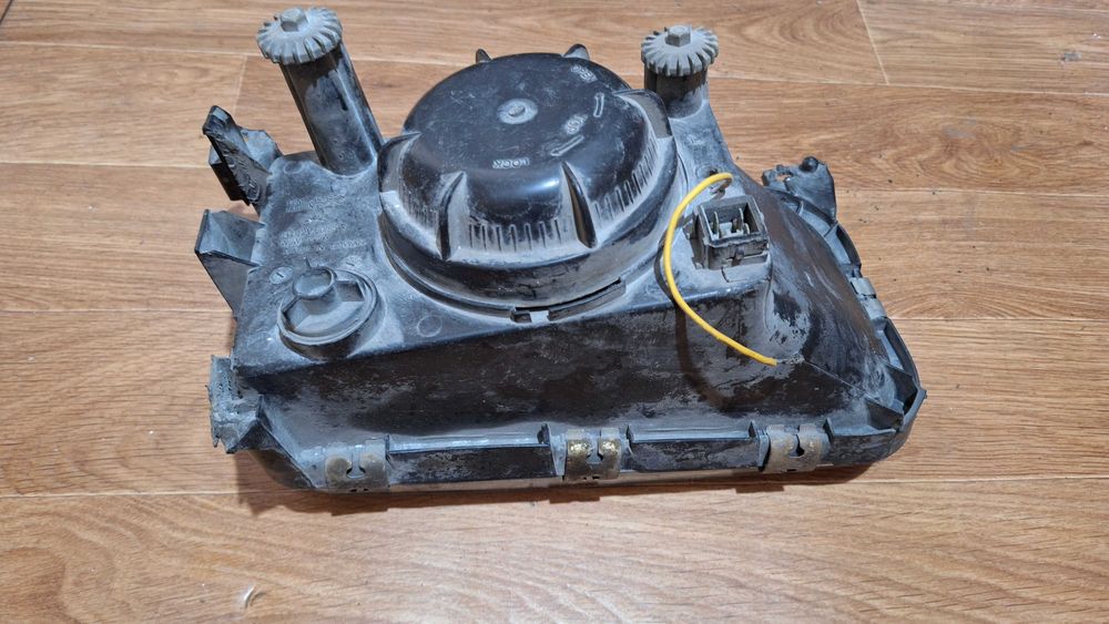 фара Passat B3 фирмы Depo