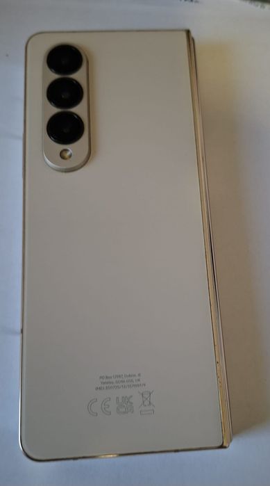 Fold 4 12gb ram 512 GB încă în garanție