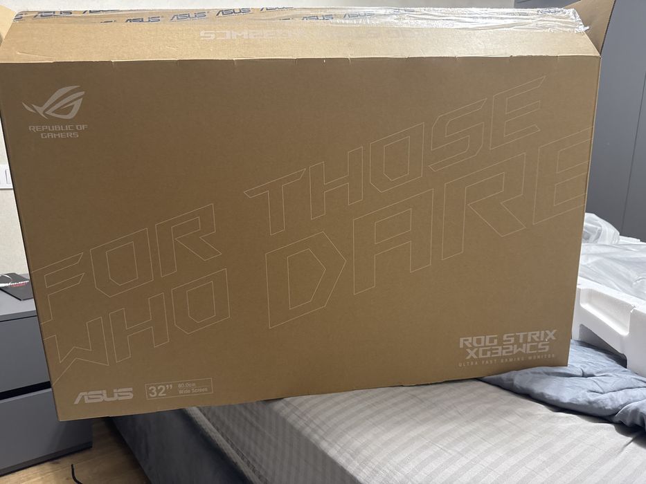 32" Asus XG32WCS