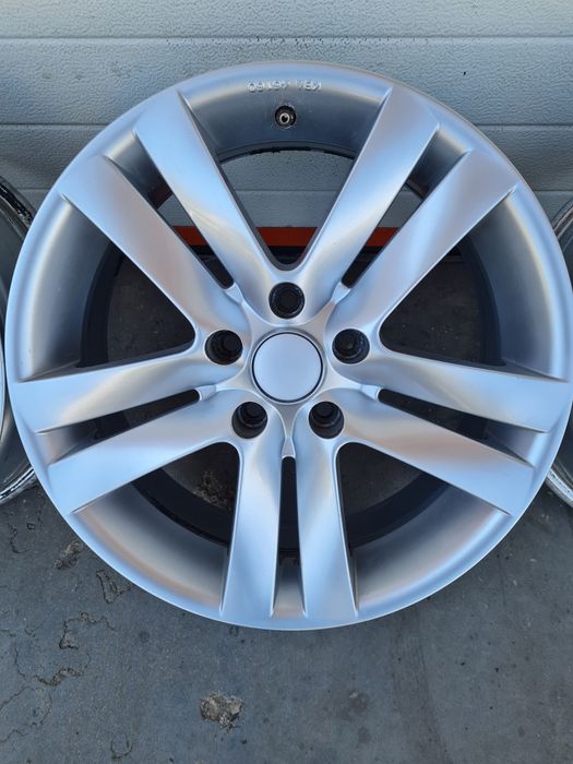 Джанти ALUTEC за VW AUDI SEAT SKODA Mercedes R17 5x112 ET38 7J