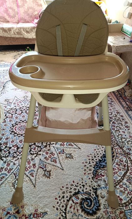 Продам стульчик для кормления