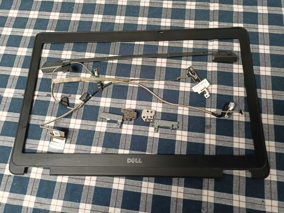 Elemente Dell Precision M2800
