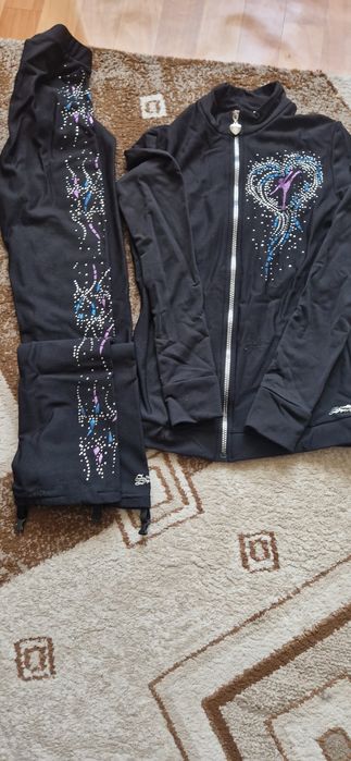 Одежда для фигурного катания