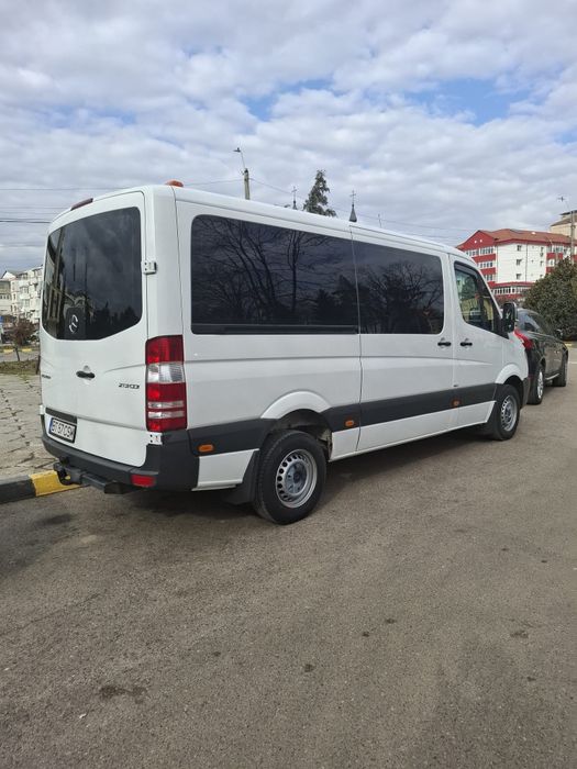 Vând Mercedes Sprinter 8+1