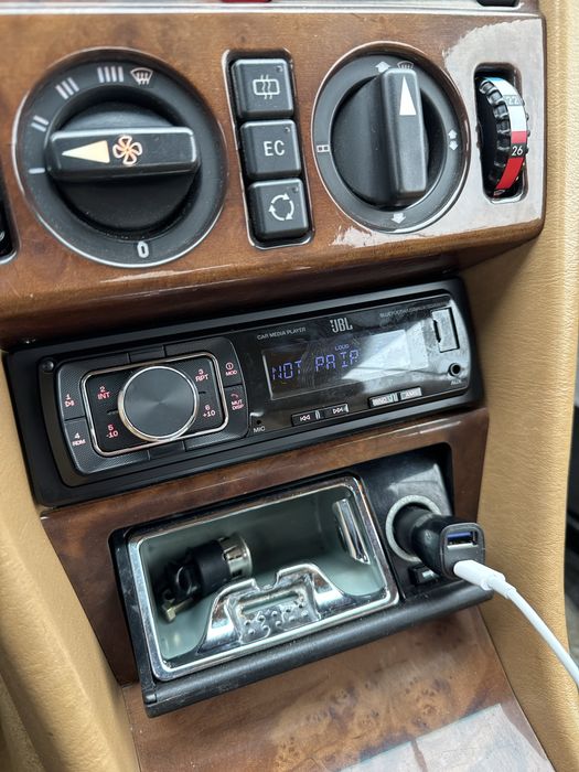 Mercedes C124 CE300 atestat retro