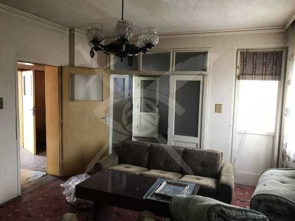 Продава се Къща в Хисаря - 354 кв.м за 551 €/кв.м - Снимка #1