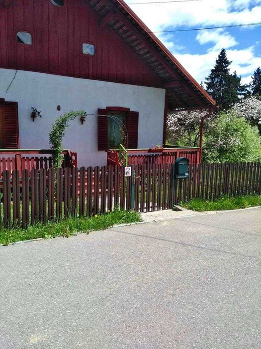 Garduri si porti stil jaluzea, sipca metalica, tabla cutata