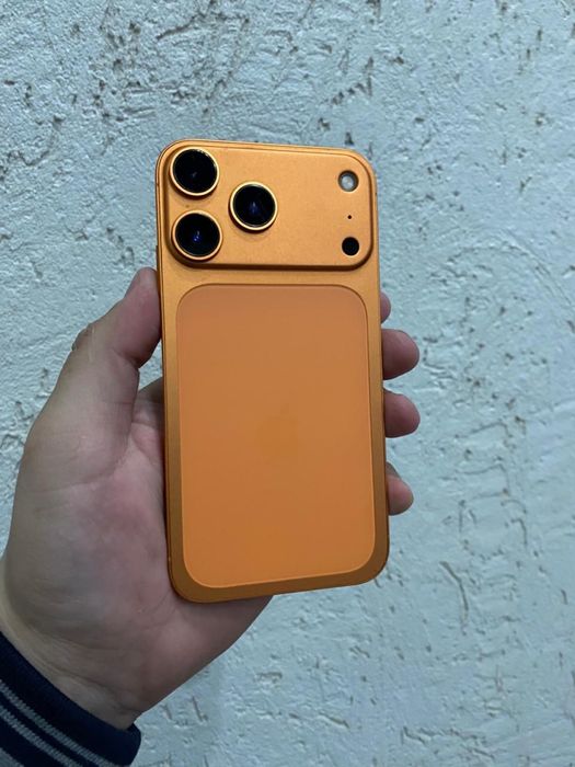 Айфон хр (в корпусе 17pro)