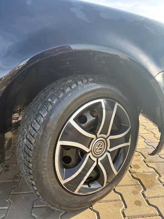 VW Golf 4 |2003 |1.6 Benzină |Stare foarte bună