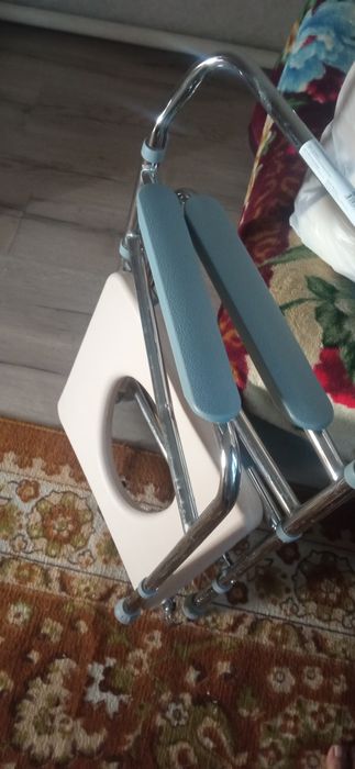Продам стул туалет