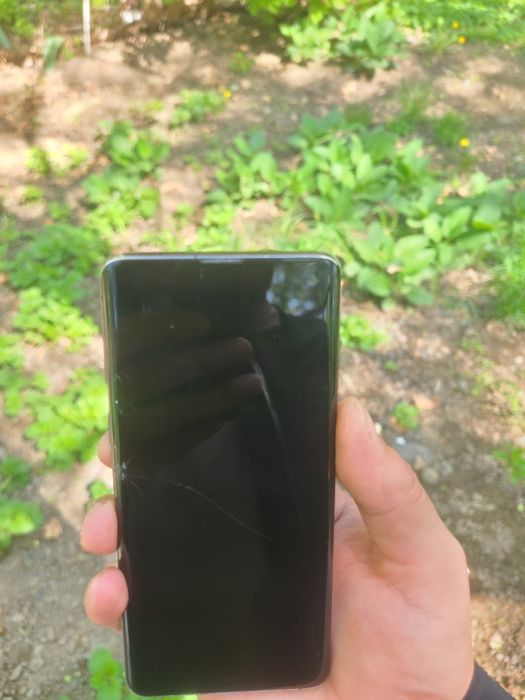 Продам Samsung S10