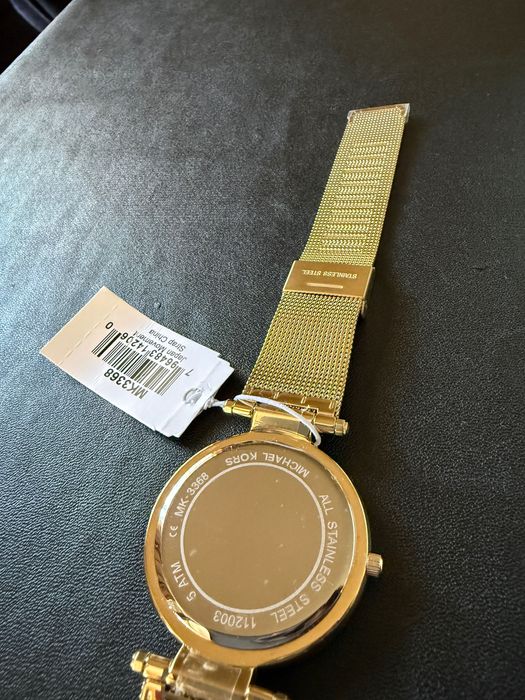 Часовник Michael Kors