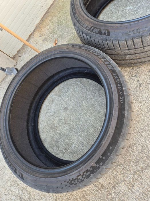 255/40/r20 michelin EV