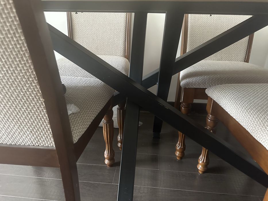 Стол из карагача