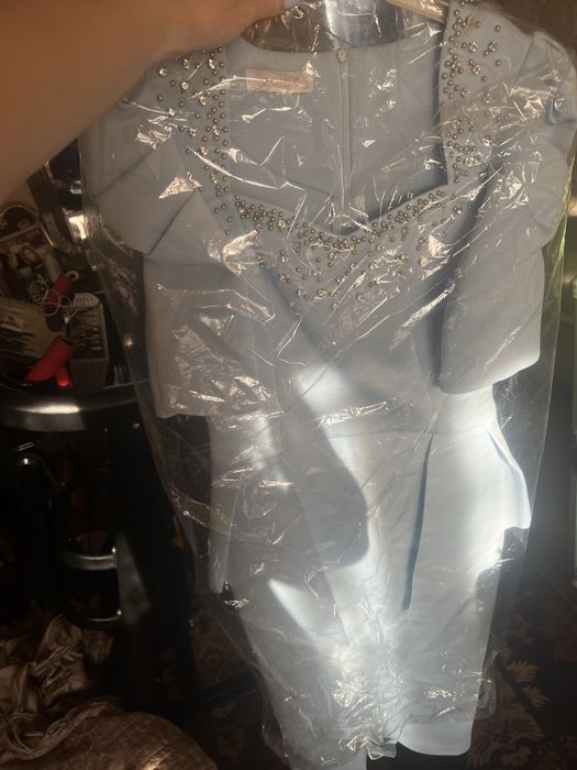 Женское вечернее платье