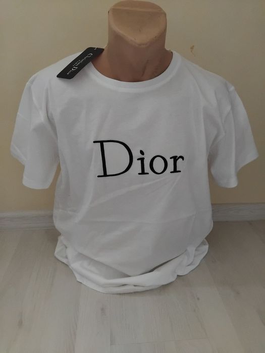 Tricouri Dior ieftine