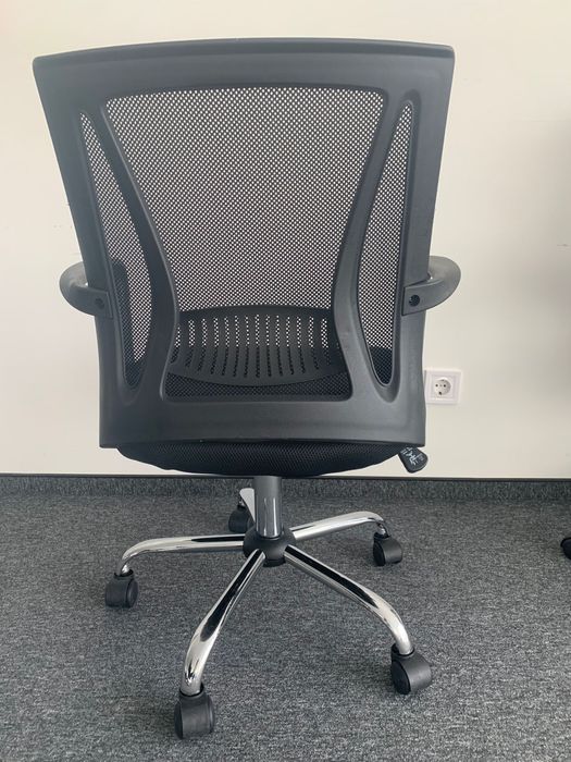 Офис стол - регулиращ се