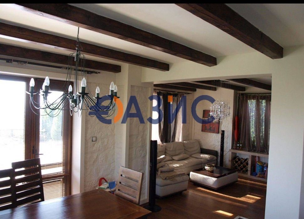 Луксозна вила с панорамна гледка В С. Аврен, област Варна, 196 кв. м,