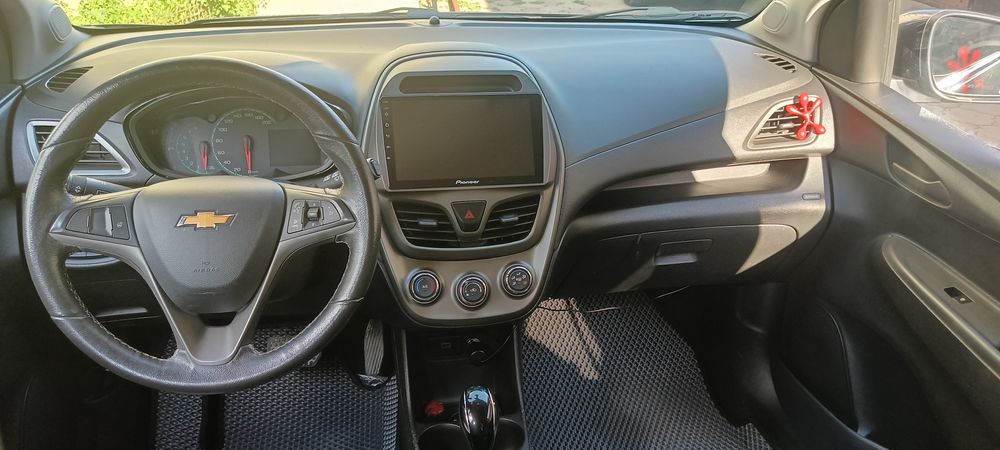 Продам машину Chevrolet spark