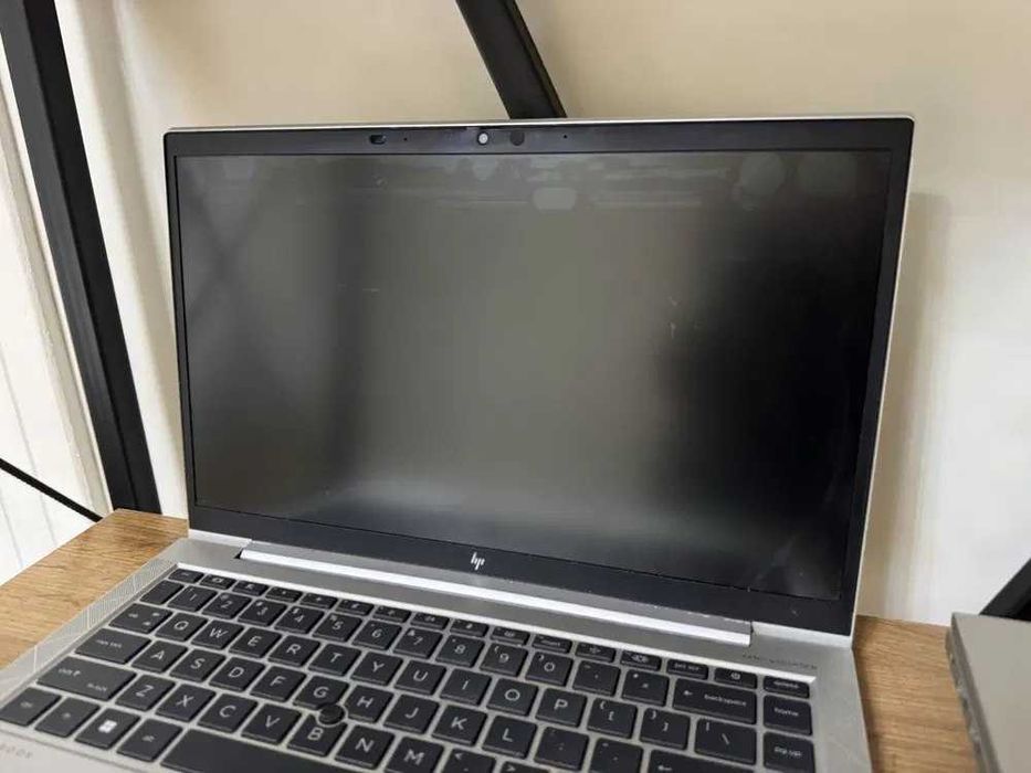 HP EliteBook 845 G8