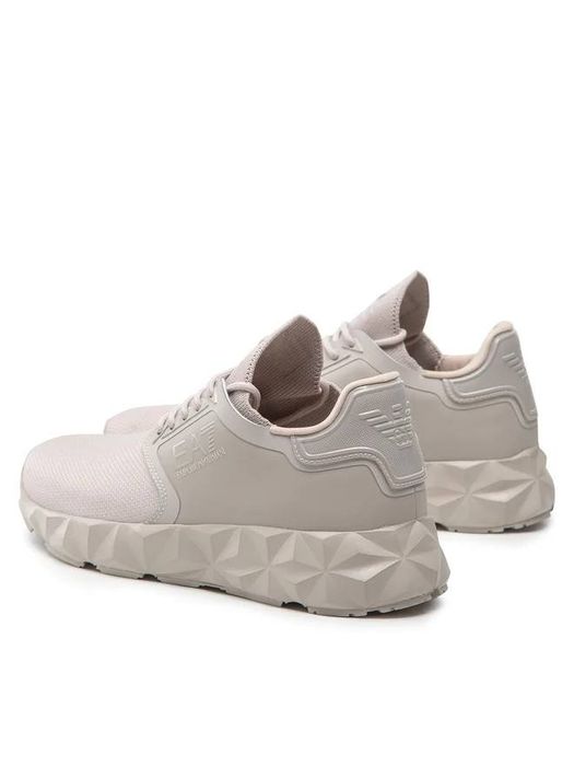 Emporio Armani EA7.Доставка по Узбекистану бесплатная через BTS