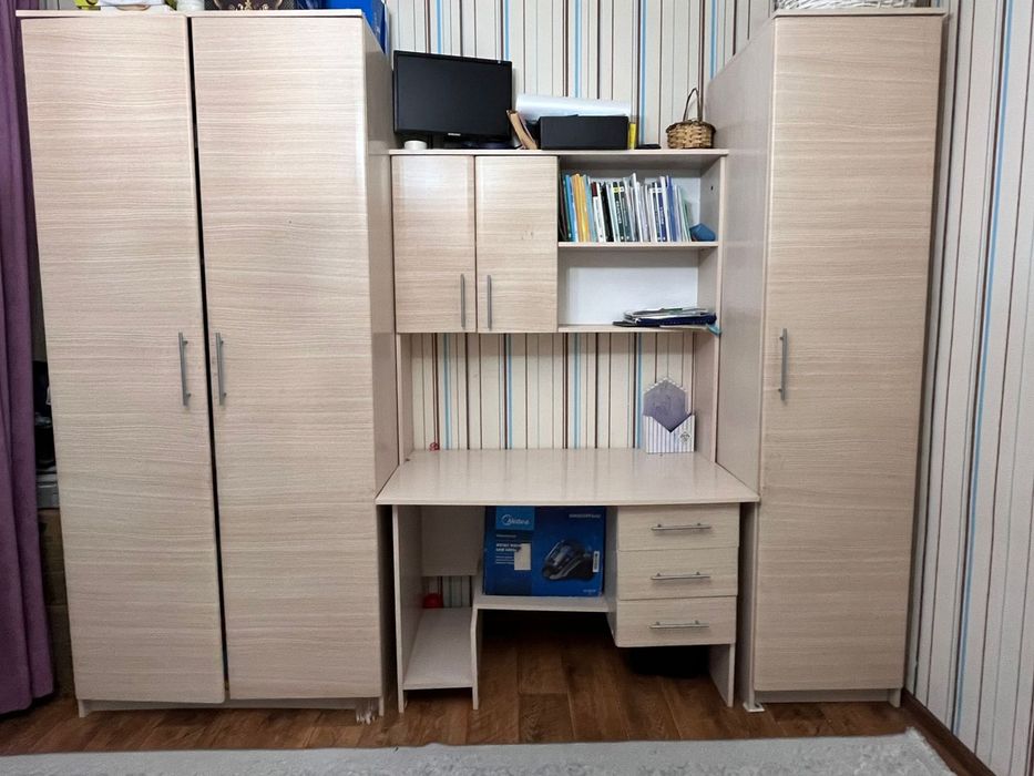 Продам детский гарнитур.