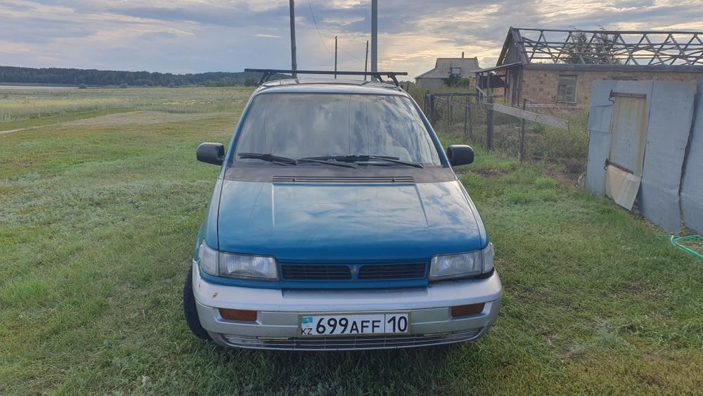 Mitsubishi space runner