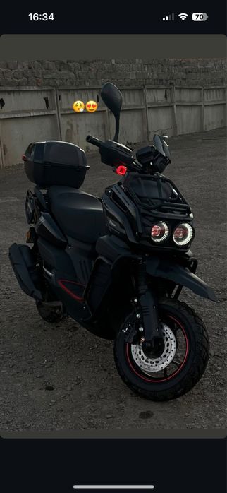 продам Скутер Танк 150сс