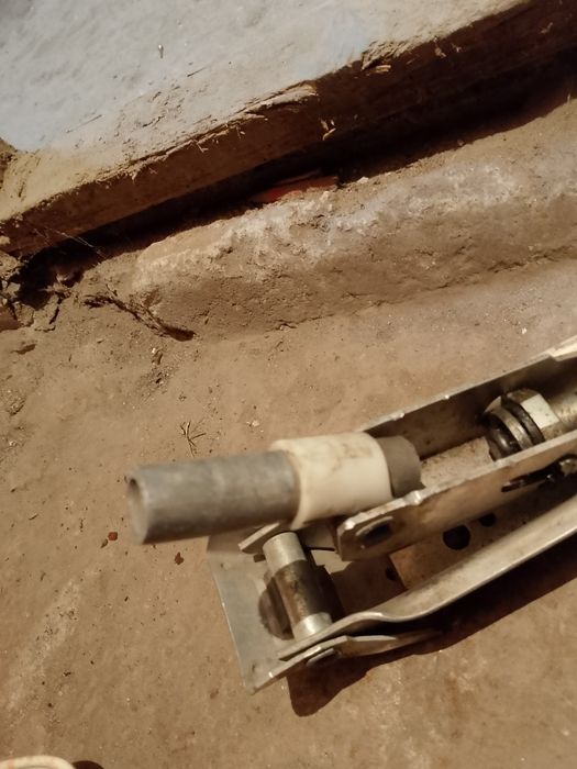 Крик за audi a2 в отлично състояние