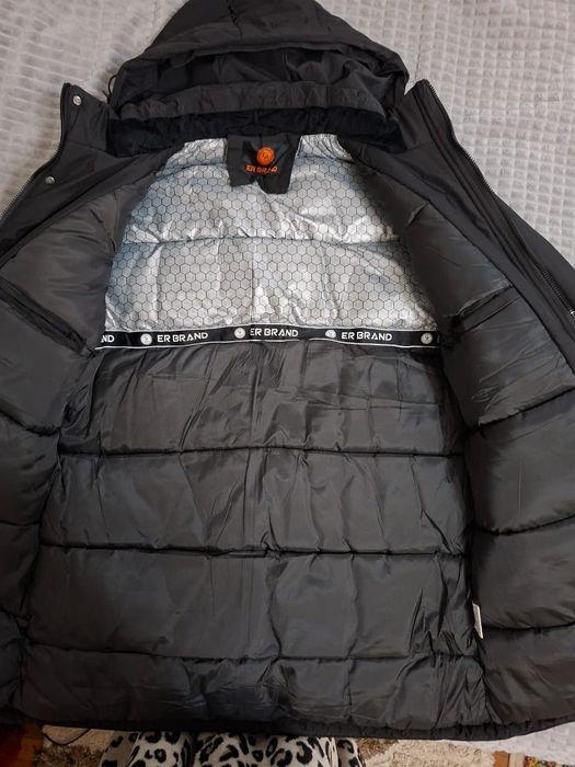 Продам зимний пуховик