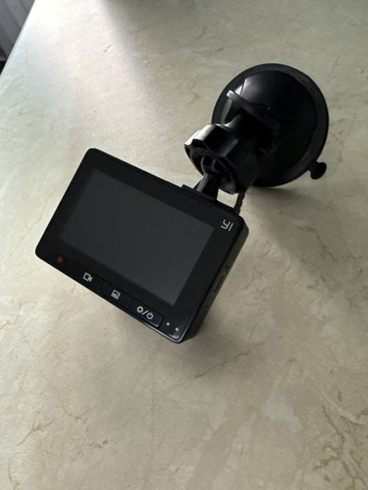 Видеоригистратор xiaomi Yi Wifi DVR Dash camera