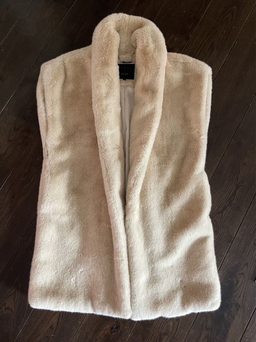 Пухен елек Lynne