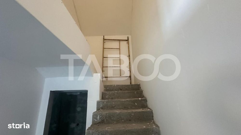 Casa 4 camere  de tip duplex 140 mpu 2 bai zona Veterani in Sibiu