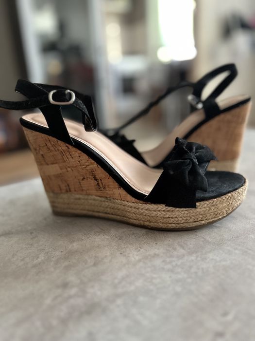 Продам бассоножки 38р