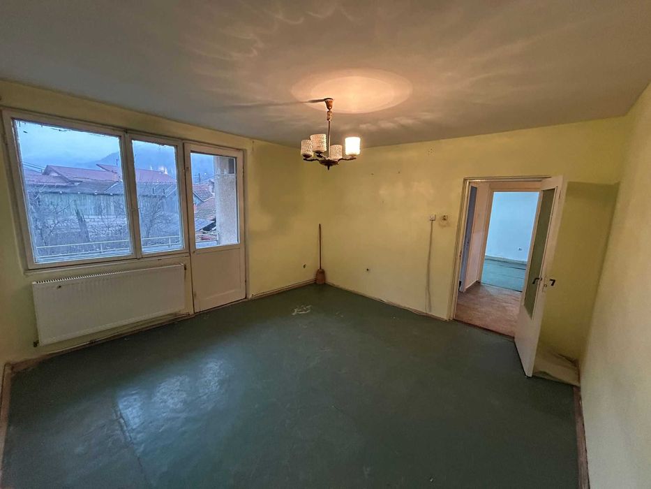 Apartament 2 camere decomandat – de vânzare