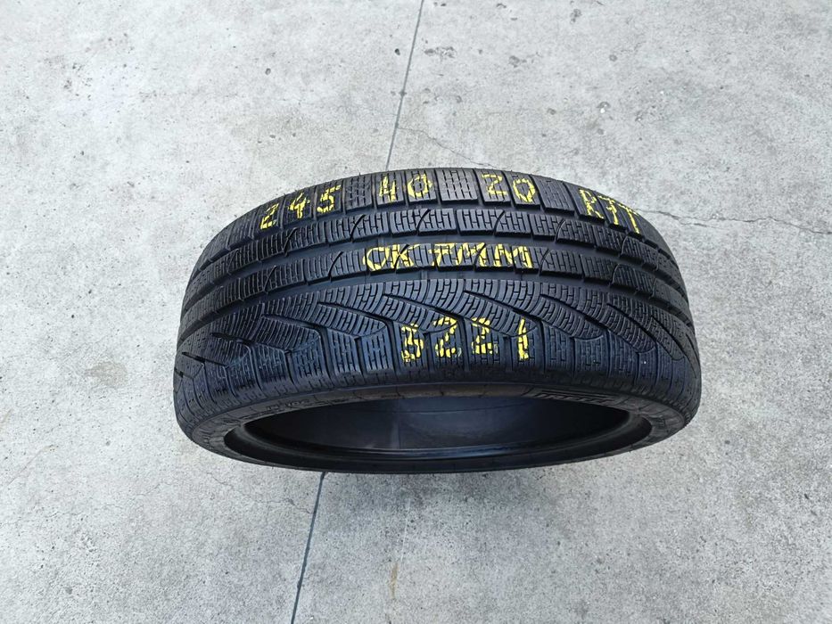 O anvelopa iarna 245 40 20 pirelli sottozero 2 run flat profil de 7 mm