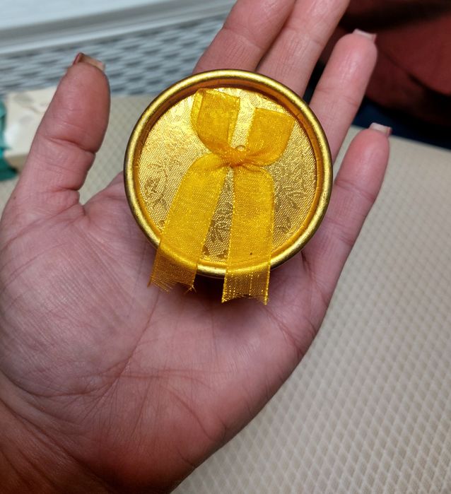 Подарочные коробочки и сумочки