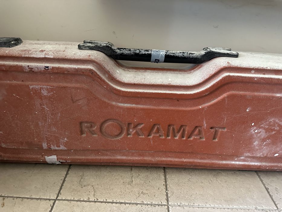 Rokomat Жираф за шлайфане на стени